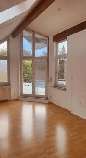 Sonnige 2,5-Zimmer-Dachgeschosswohnung mit 2 Dachterrassen und attraktivem Grundriss in Frommern – Foto 3