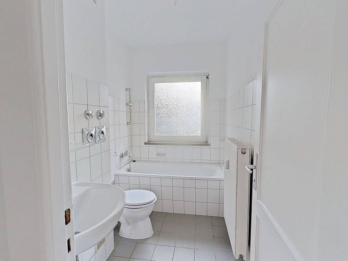 Gemütliche 3-Zimmer-Wohnung in fußläufiger Altstadtnähe – Ansicht I: bad