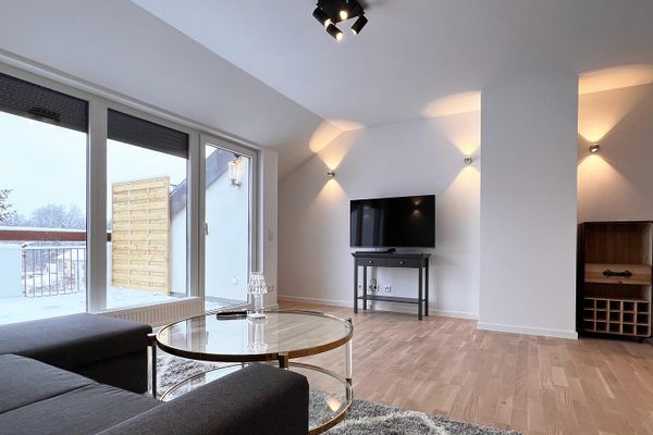 Modern, stilvolles Penthouse  mit guter Anbindung an die Münchner Innenstadt und Augsburg