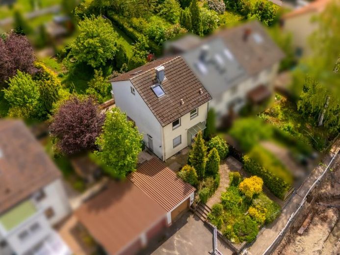 Hier fühlt sich Familie zu Hause – Reihenendhaus mit Charme und Garten – फोटो 1