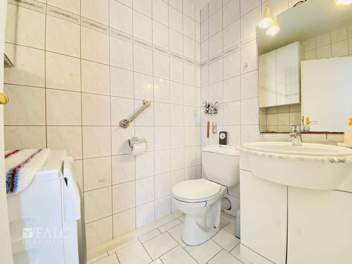 Attraktive 4-Zimmer-Wohnung mit großem Südwest-Balkon - ideal für Eigennutzer oder Kapitalanleger – WC