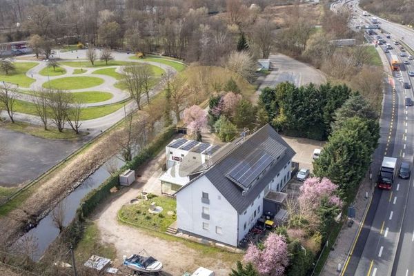 Kapitalanlage in Karlsruhe-Knielingen: 12 Wohneinheiten, voll vermietet & ca. 7,2 % Rendite
