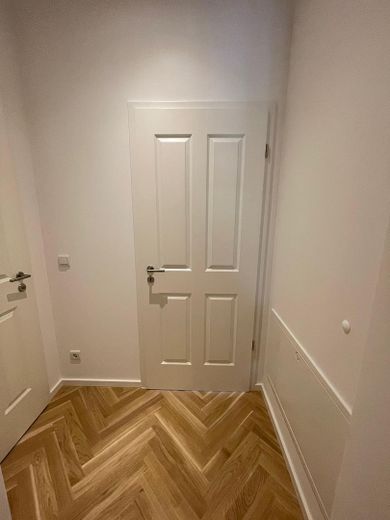 Büyük balkonlu, yeni yenilenmiş 3 odalı daire kiralık – Fotoğraf 12