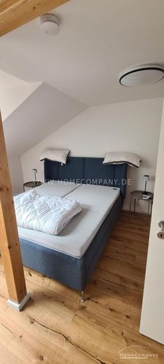 Nordend (AG8071060) Yenilenmiş ve mobilyalı çatı katı dairesi – 7a5afa63c4ac1b8b462981535986fd02aa58be6e.jpg