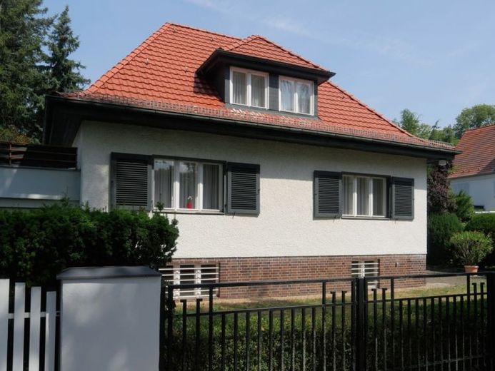Lichterfelde West: Sanierungsbedürftiges Einfamilienhaus mit Charme im alten Schweizer Viertel! – Foto 1