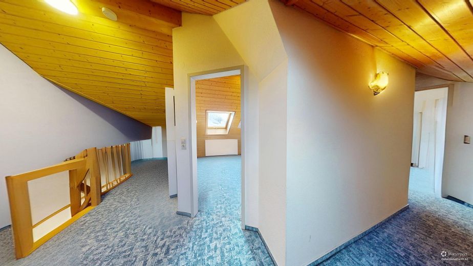 Großzügige Eigentumswohnung mit bis zu 6 nutzbaren Zimmern, 2 Balkonen und TG-Stellplatz – Foto 16
