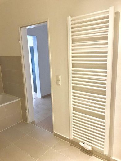 Exklusive 2,5 Zimmer-Wohnung "Wohnen am Schlosspark Nymphenburg" – Bad