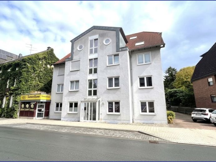 Flexible ground-floor apartment with garden: living or working in Mülheim an der Ruhr! – Photo 1