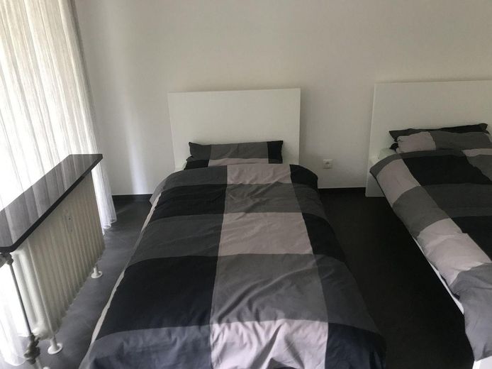 PERFEKT: Schöne vermietete 2 ZW, mit Terasse - DENZLINGEN - WOHNANLAGE – SCHLAFZIMMER