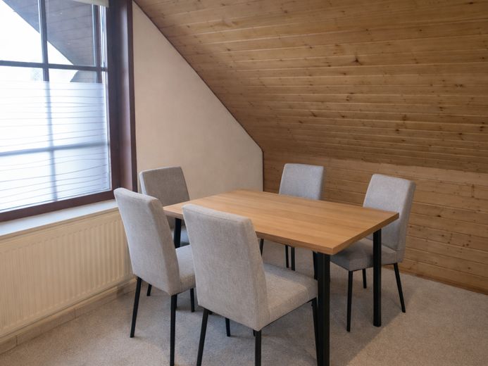 Einfamilienhaus mit ca. 325 m² Wohn- und Nutzfläche in ruhiger Wohnlage von Trittau – DG Esszimmer
