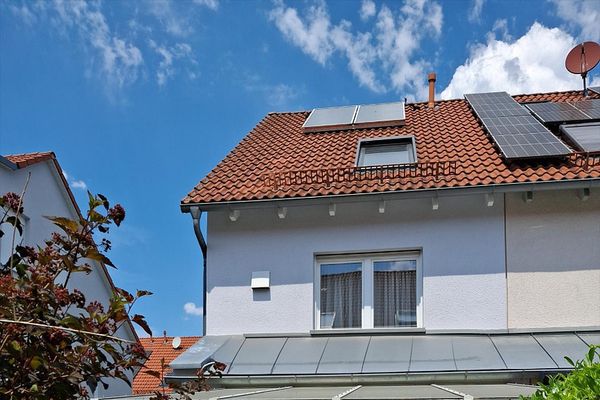 Casa a schiera di testa efficiente dal punto di vista energetico a Mering (ideale per pendolari diretti a Monaco)