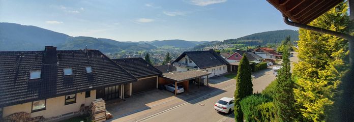 Straße mit Panoramablick