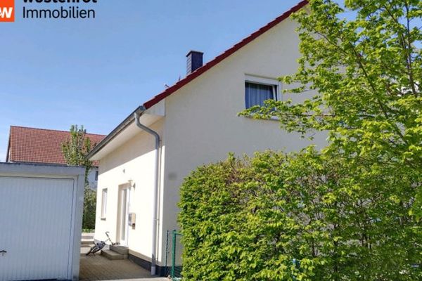 Familientraum: Einfamilienhaus mit 6 Zimmern, Photovoltaik, Wärmepumpe & perfekter Anbindung