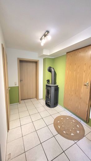 Charmante, renovierte 2-Zimmer-Wohnung mit hochwertiger Einbauküche – Foto 7