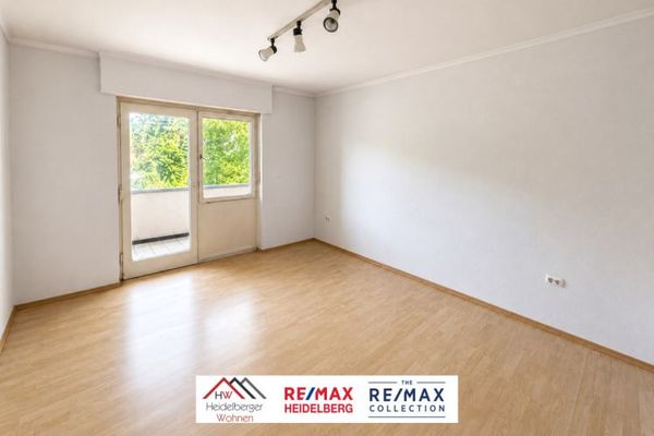 PROCEDURA DI OFFERTA: appartamento di 2,5 locali da ristrutturare con balcone, posto auto