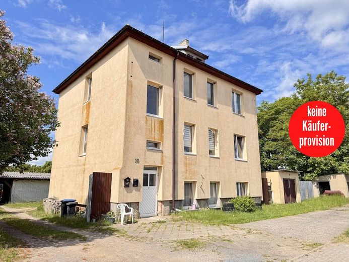 HORN IMMOBILIEN++ Dreifamilienhaus in Penkun mit großem Grundstück – Mehrfamiliehaus in Penkun