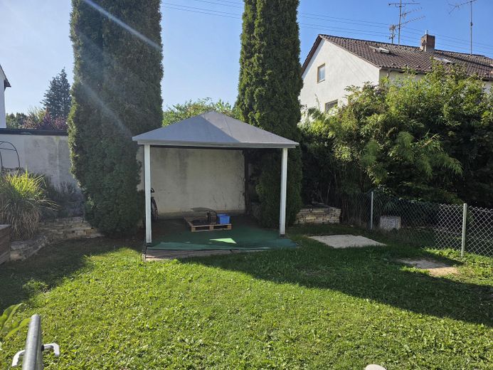 Augsburg-Inningen Bhf-nah 4 Zi  ETW 90m2 Süd-Loggia, Garten zustzl 18m2 UG Abst/WaKü – Garten f. OG