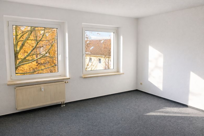 Solido investimento: appartamento ben tenuto di 1 locale con inquilino di lunga data – Wohn-/Schlafzimmer