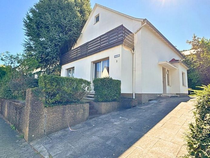 Freistehendes Einfamilienhaus in Top-Lage Kieselhumes/Kaninchenberg – Foto 1
