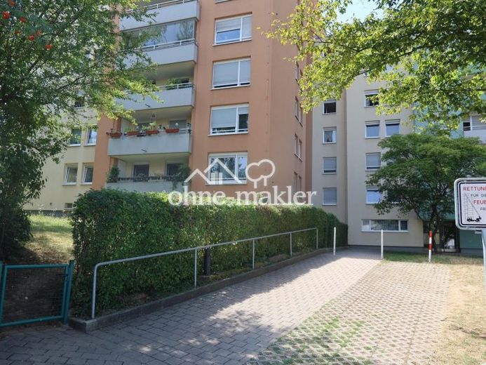 Appartement 3 pièces avec balcon et place de stationnement à Niefern – Photo 2