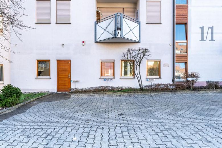 3 Stellplätze Innenhof