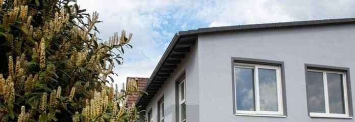 STIL UND KOMFORT IN ZENTRUMSNAHEM NEUBAU