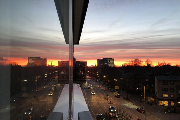 Vermietete 2-Zimmer-Wohnung mit Loggia inkl. TG-Stellplatz in Hamburg-Hohenfelde