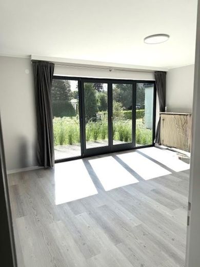 Wohnzimmer mit Terrassenausgan