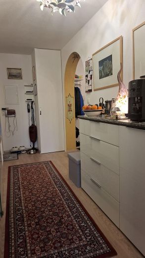 Beautiful apartment in the Chiemgau with mountain panorama and swimming pool/sauna – Flur