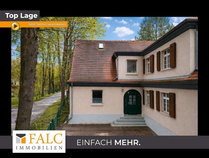 Wohnen zwischen Seen und Wald: Charakterhaus mit Kamin, Garten &amp; Pool – Ihr neues Zuhause