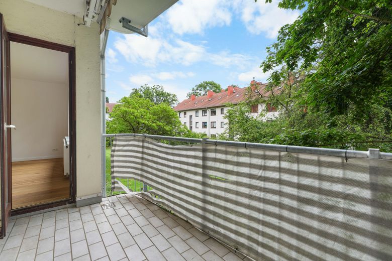 großer Balkon