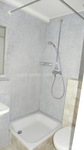 Innenstadt-Nähe und Südstadt-Flair – Traumhafter Altbau mit Stuck! – c82487cc6dd7bdaf28678d52607c99bff57f8041.jpg