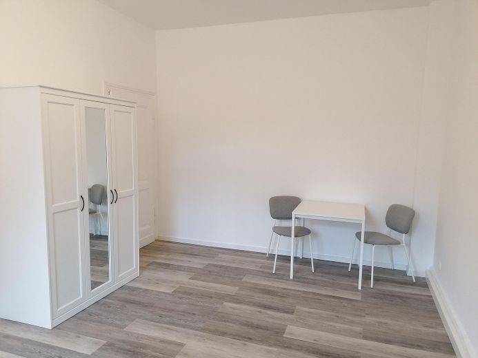 NIET GESCHIKT VOOR GEZINNEN! WG-kamer op toplocatie nabij Keulen in het centrum van Leverkusen-Opladen, eerste bewoning – Foto 5