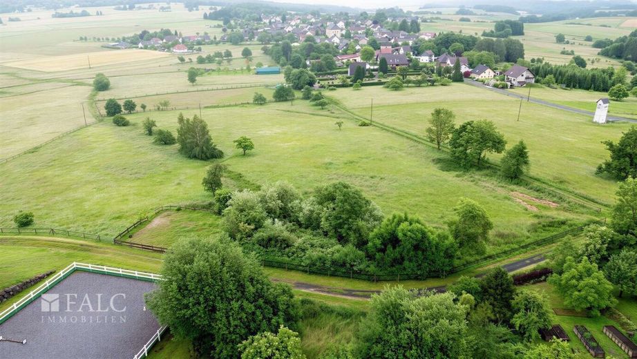 Ein Ort, der mehr ist als nur eine Immobilie - Exklusives Reitanwesen mit historischem Charme – Weiden