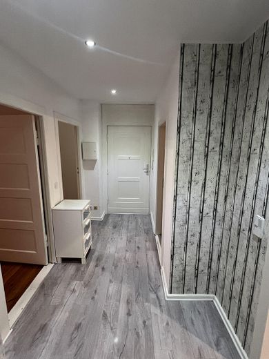 Attraente appartamento di 2 locali adatto alla condivisione in appartamento a Berlino-Johannisthal – Flur