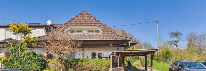 Viel Platz auf einer Ebene: 4-Zimmer-Wohnung mit zwei Terrassen und Gartenanteil - 57632 Eichen
