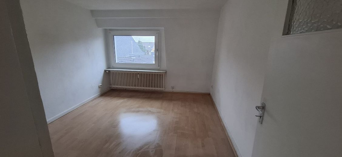 Appartamento in affitto 3 camere da letto 1 bagno DG – Foto 3