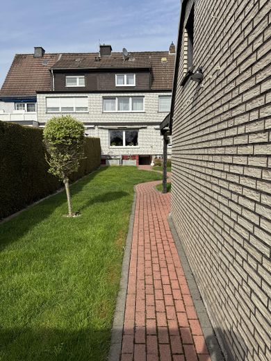 Reihenmittelhaus im Ahlener Osten – Rückansicht