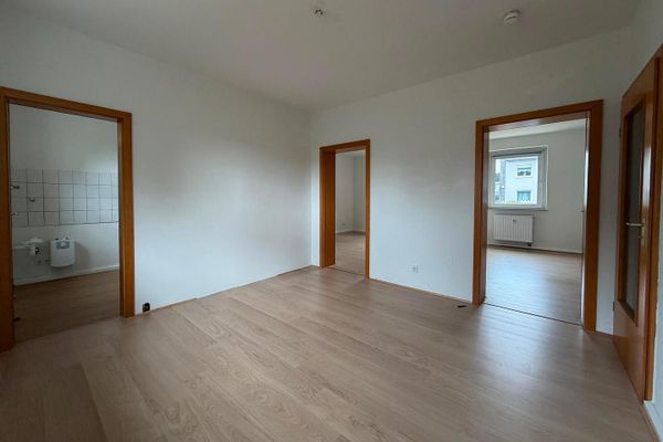 3 Zimmer Wohnung, ab sofort frei