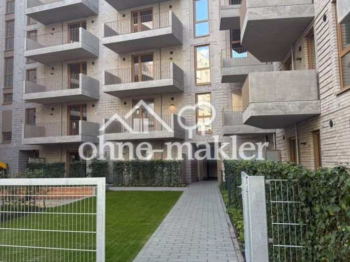 Esclusivo appartamento di nuova costruzione di 3 stanze con balcone, cucina attrezzata e garage sotterraneo ad Amburgo-Rothenburgsort – Foto 1