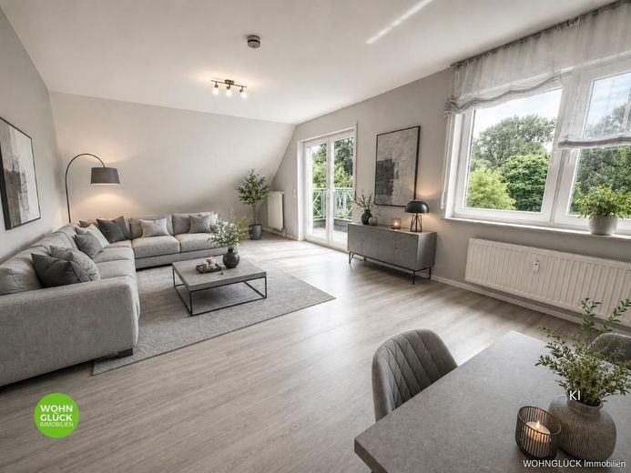 Bezaubernde Maisonette Wohnung mit Traumbalkon – Wohnzimmer