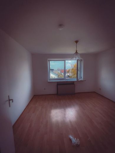Attraktive 3-Zimmer-Wohnung in Altdorf bei Landshut – Zimmer1