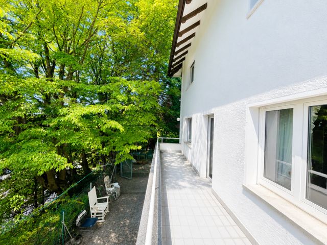 Balkon OG