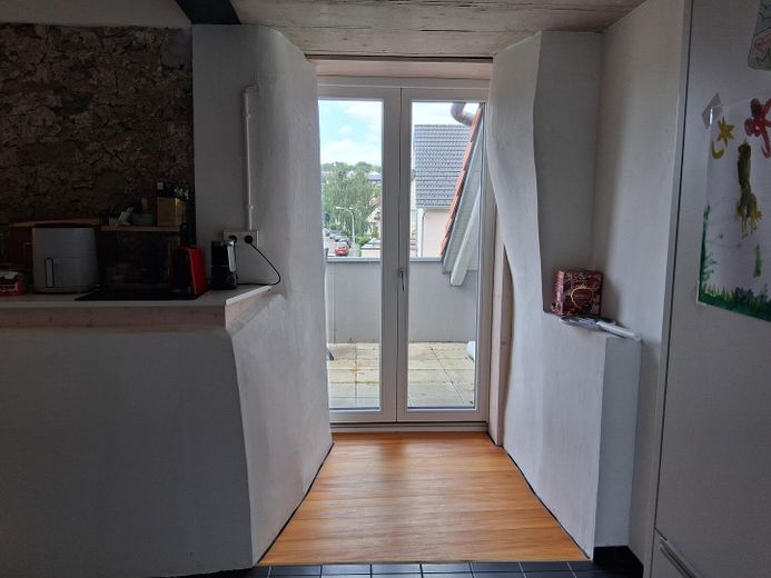 Kernsanierte Fachwerkwohnung mit Aufzug – Wohnen an der historischen Stadtmauer in Bräunlingen – Foto 7