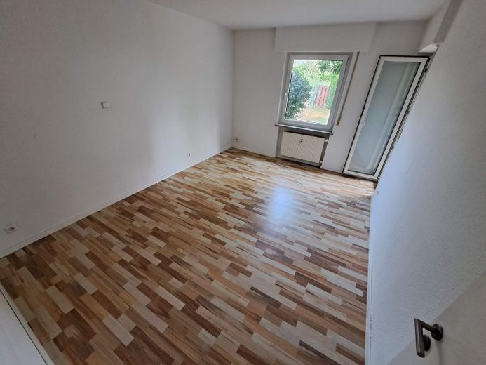 Gartenanteil  + Terrasse + Hobbyraum am Rande von Rudersberg – Schlafzimmer