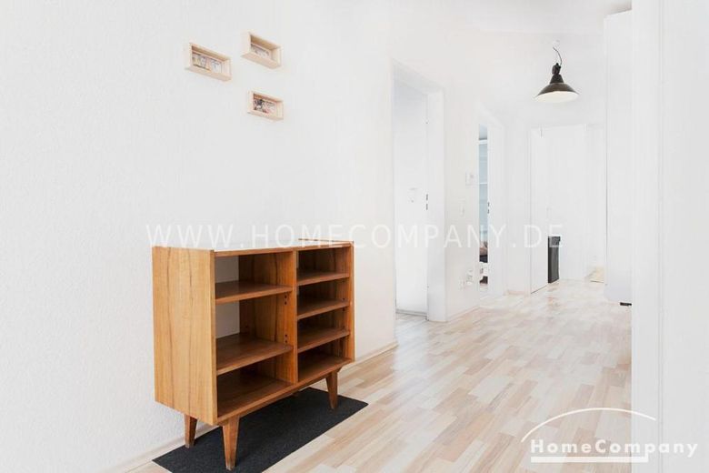 Offenbach 8053434 –  Individuell und hochwertig möbliertes Zimmer – 3551fbfe9987eb73a4b0aaa54af59f46222a140d.jpg