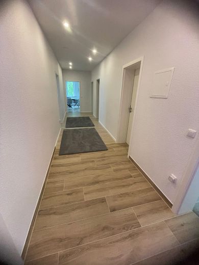 Repräsentative Büro- oder Praxisfläche – modernisiert, großzügig und vielseitig nutzbar – Foto 3