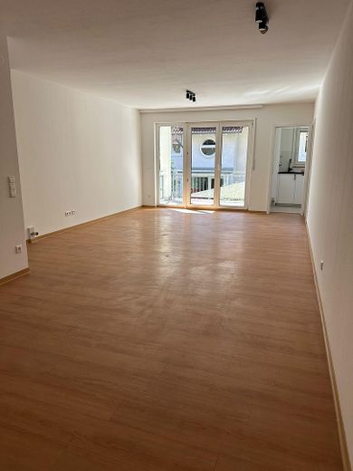 Appartement lumineux de 3 pièces dans un emplacement central – première occupation après rénovation – Photo 1