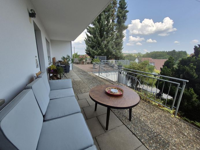 Außergewöhnliches Mehrfamilienhaus mit Aussicht und Ausblick – फोटो 2