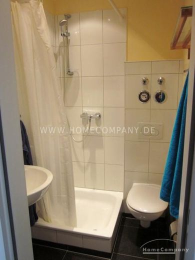 Sehr schöne, helle und möblierte 2 Zimmer Wohnung in Kiel,direkte Uninähe – 71716dae57dc78ad9bbf551f23d5748cfe50569c.jpg
